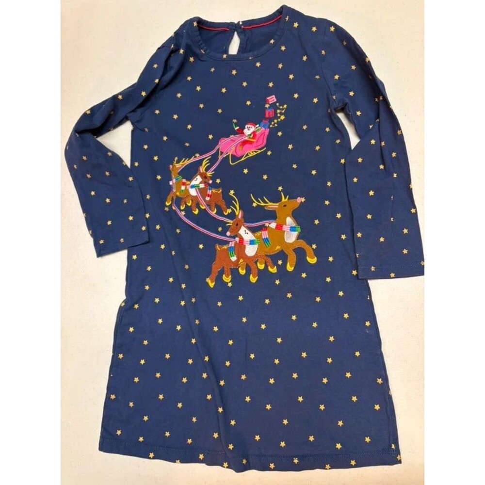 Girls size 7 Christmas dress